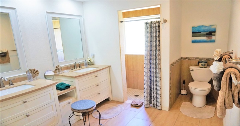 Cape Coral, Florida, 3 Bedrooms Bedrooms, ,2 BathroomsBathrooms,Villa,Vacation Rental,1011